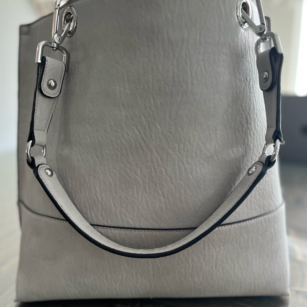 Calvin Klein Silver Tote Bag - Picture 2 of 7